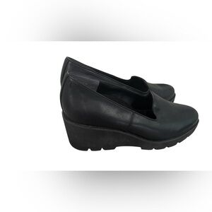 Vionic Black Leather Wedge Loafers